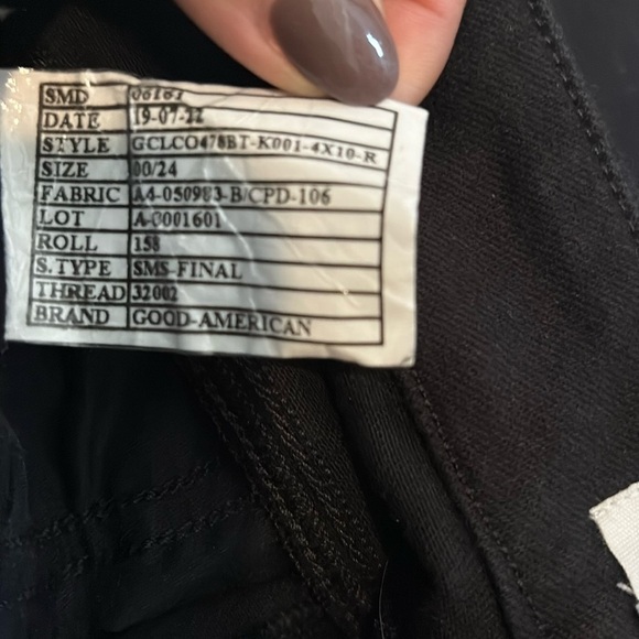 GOOD AMERICAN  Good Waist Crossover Skinny Jeans Inclusive - Picture 8 of 8